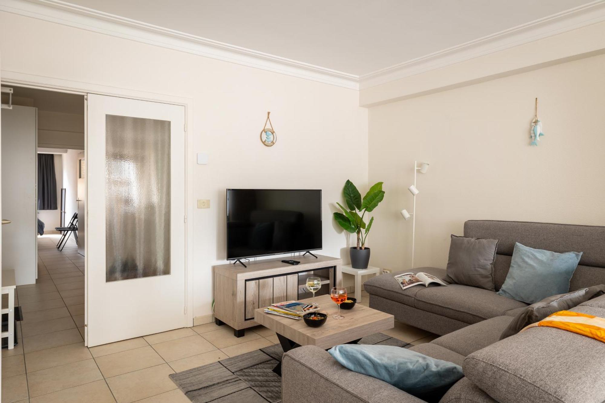 Weloveoostende: Renovated Beachside